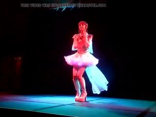 Beckii Cruel Dancing in a groovy Outfit, HD dirty clip dd